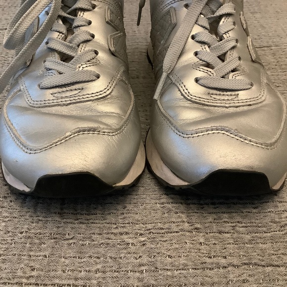 New Balance 574 Silver Sneakers - Picture 3 of 6